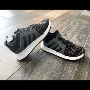 Adidas Toddler Boys Sz. 9 Sneakers